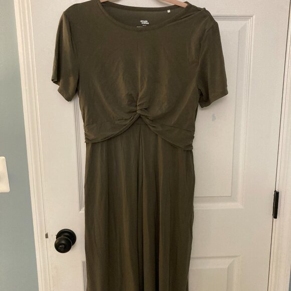 Simple Wishes Liv Maternity Nursing Dress (Olive Green Medium) - Picture 4 of 5